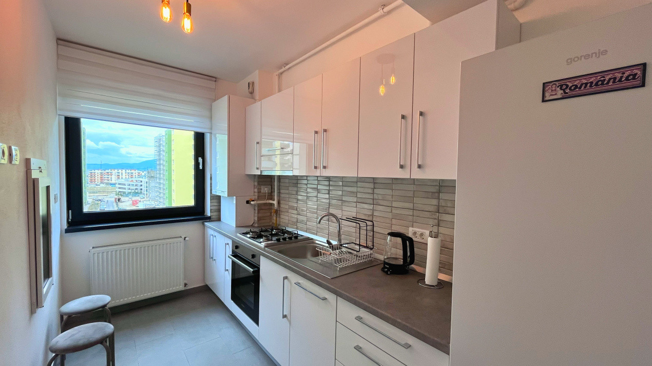 Apartament modern cu 2 camere in Tractorul 