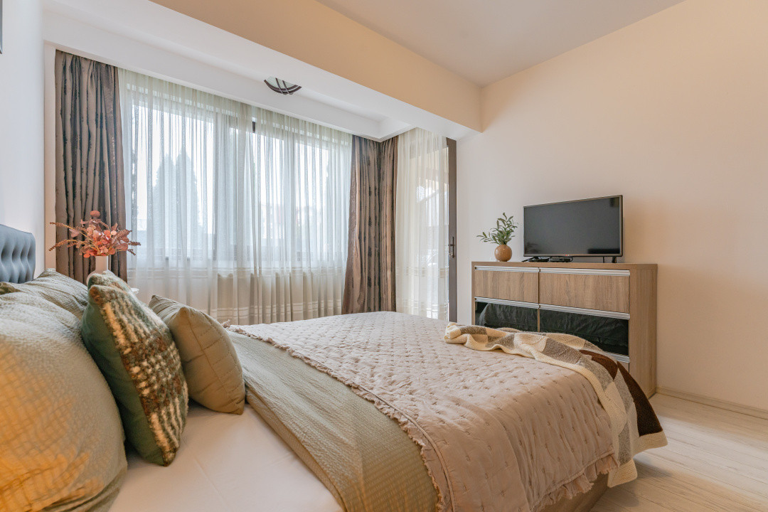 Apartament modern, curte privata, mobilat complet