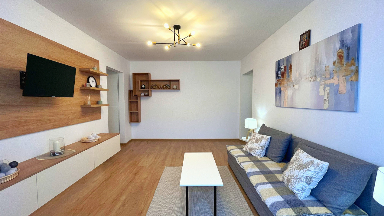 Apartament cu 2 camere în Tractorul 