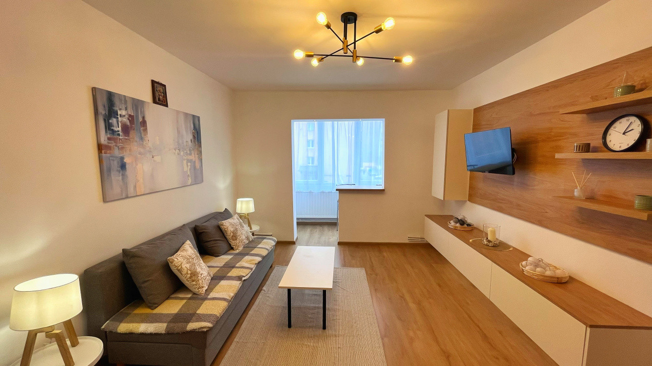 Apartament cu 2 camere în Tractorul 