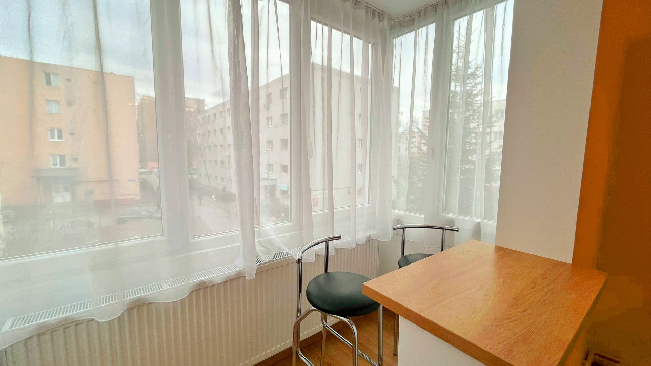 Apartament cu 2 camere în Tractorul 