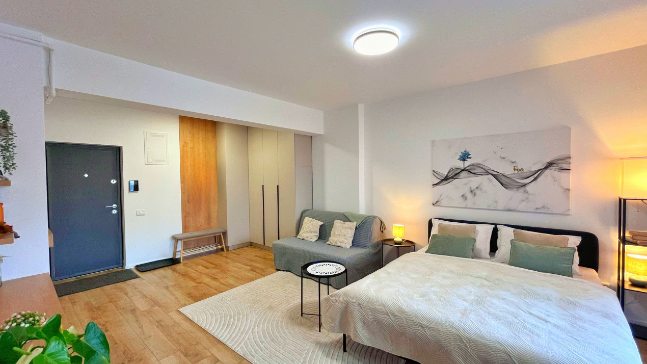 Studio modern în Tractorul 