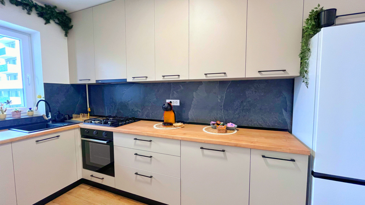 Studio modern în Tractorul 