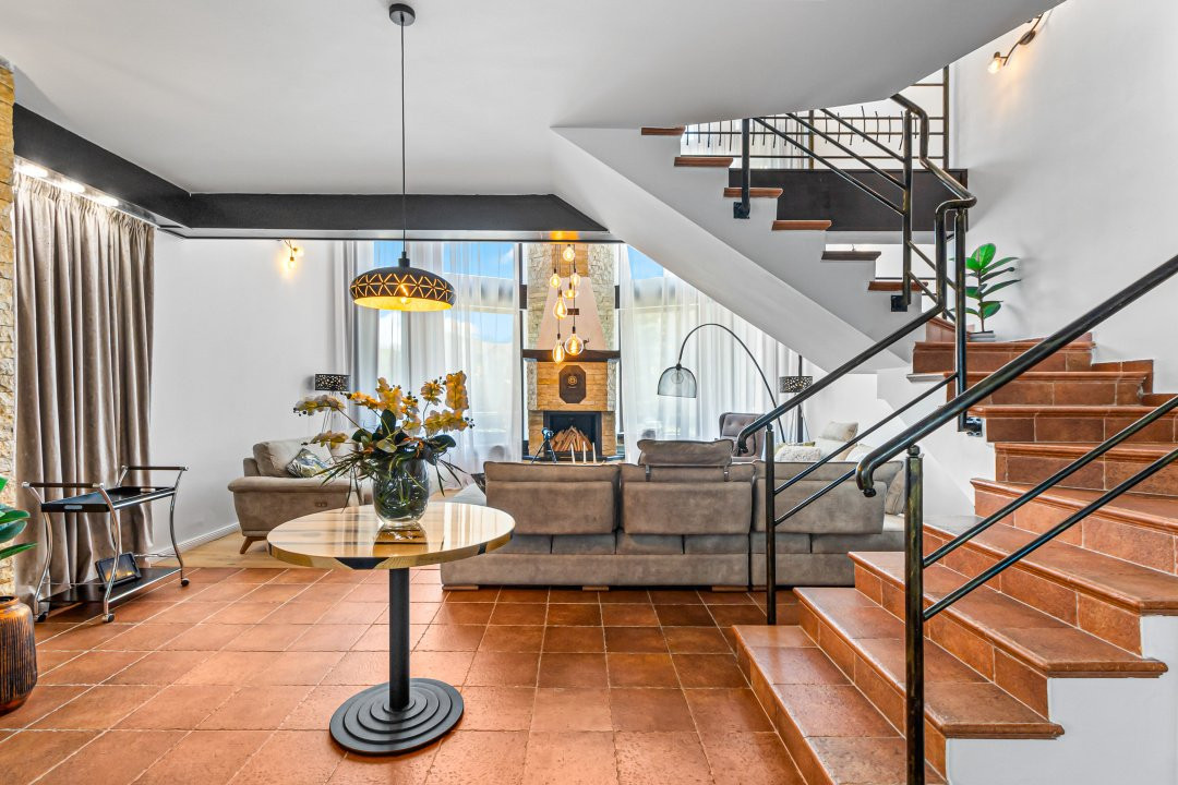 Vilă spectaculoasă lângă Castelul Bran cu piscină și cramă