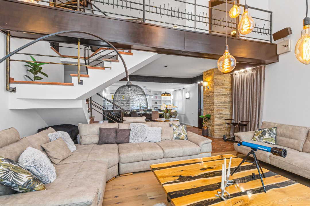 Vilă spectaculoasă lângă Castelul Bran cu piscină și cramă