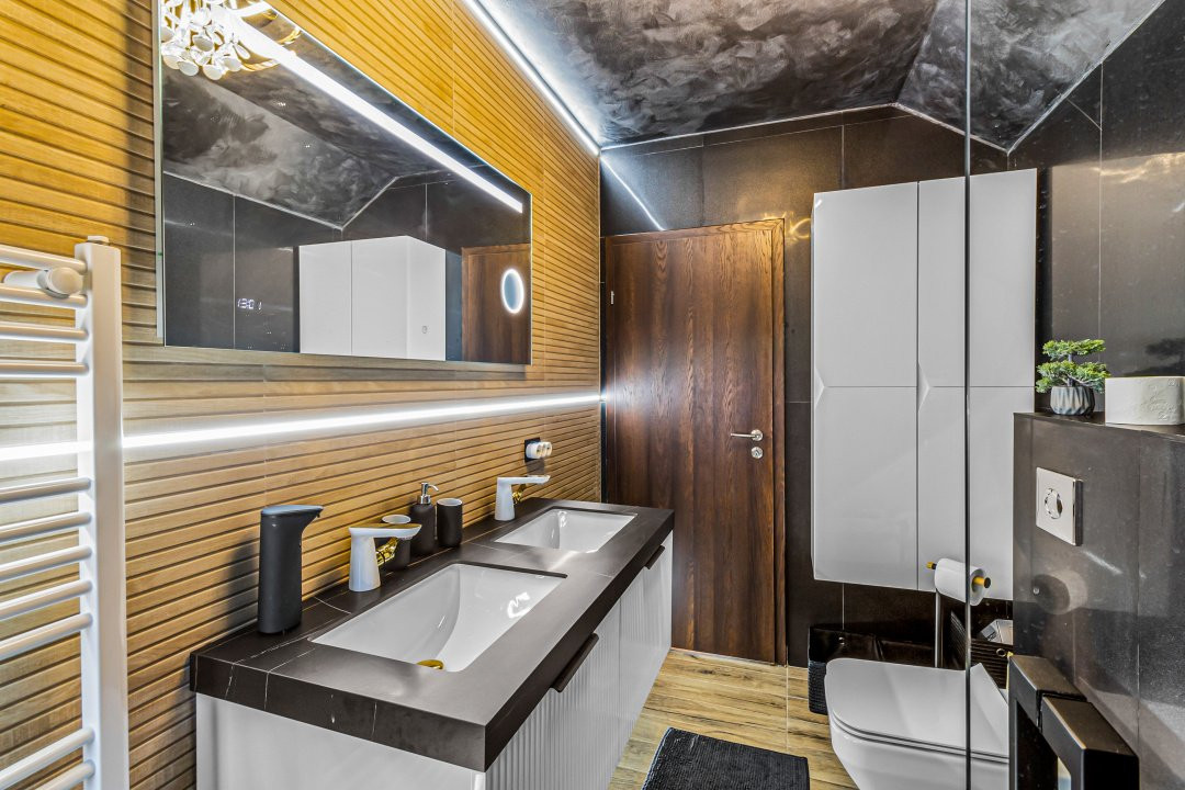 Vilă spectaculoasă lângă Castelul Bran cu piscină și cramă