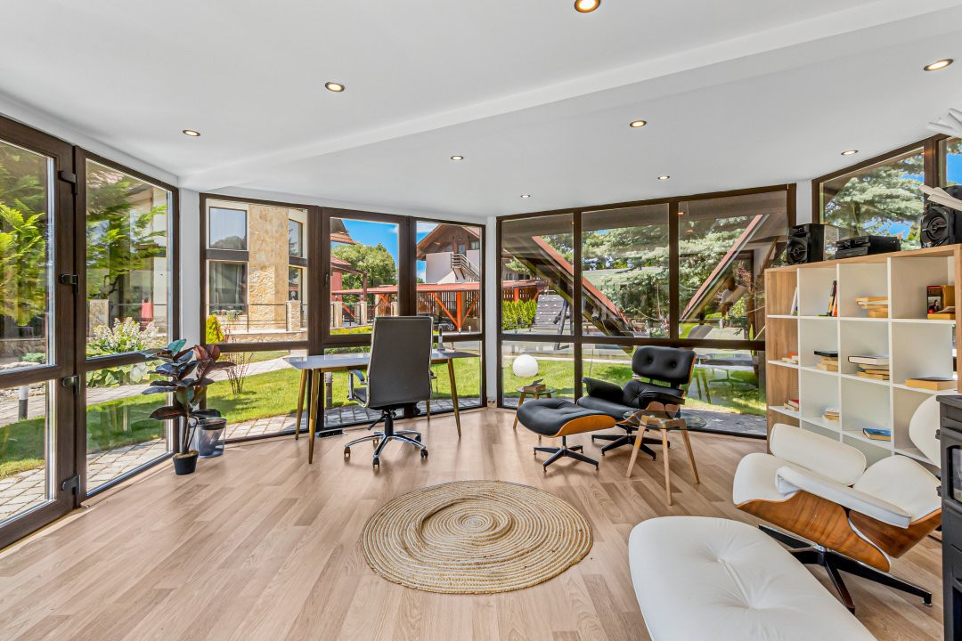 Vilă spectaculoasă lângă Castelul Bran cu piscină și cramă