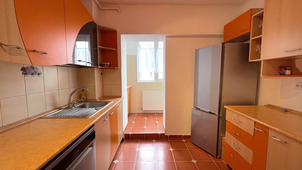 Apartament cu 3 camere in zona Griviței 