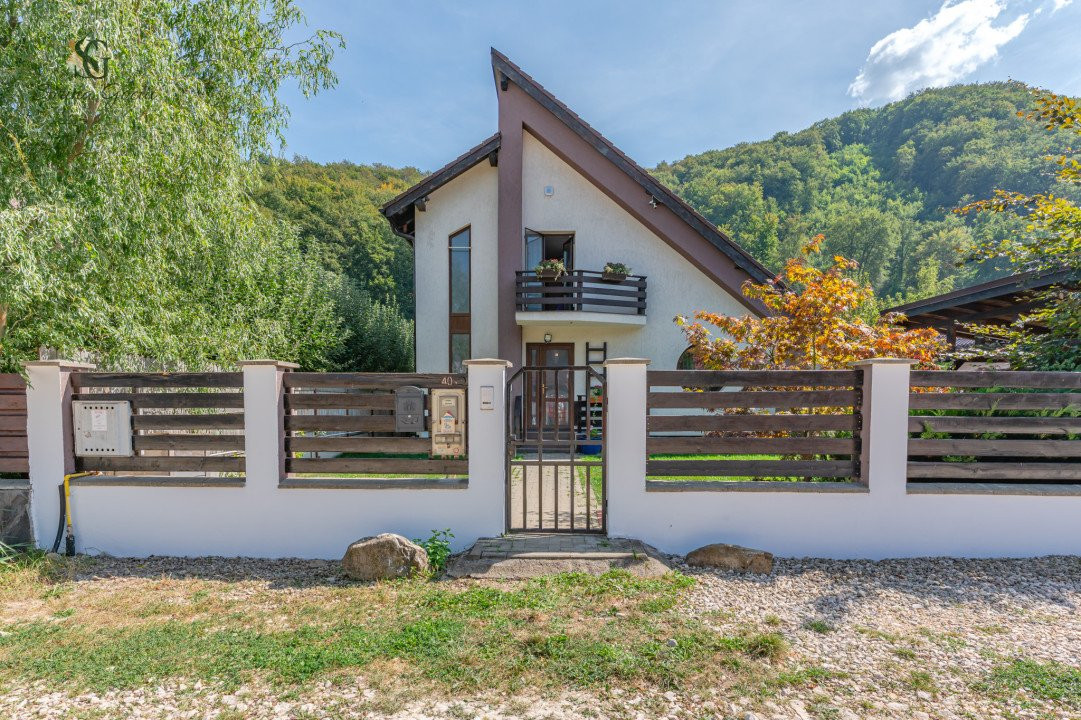Casa individuala langa padure, in zona linistita- Bunloc, Brasov