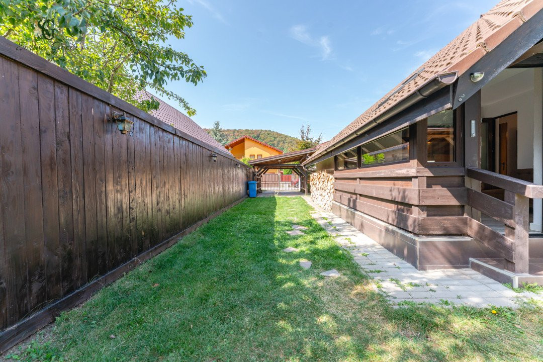 Casa individuala langa padure, in zona linistita- Bunloc, Brasov