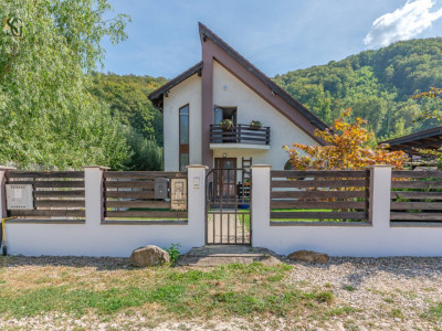 Casa individuala langa padure, in zona linistita- Bunloc, Brasov