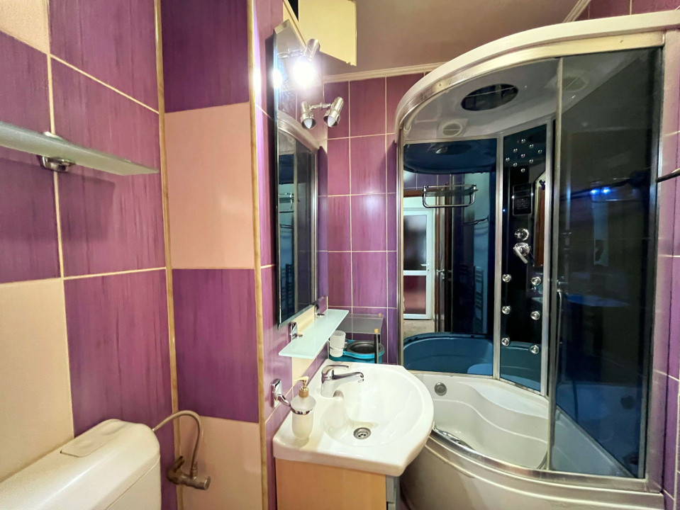 Apartament cu doua camere in zona Gemenii