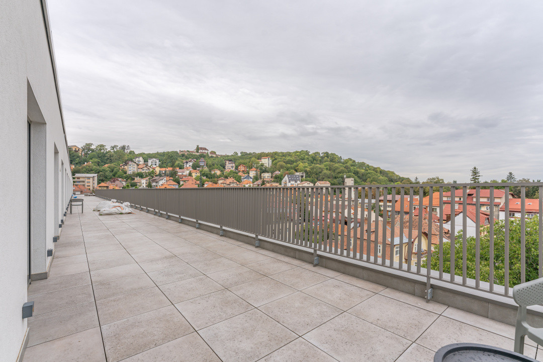 Apartament 2 camere cu terasă 40 mp și vedere panoramică Brașov
