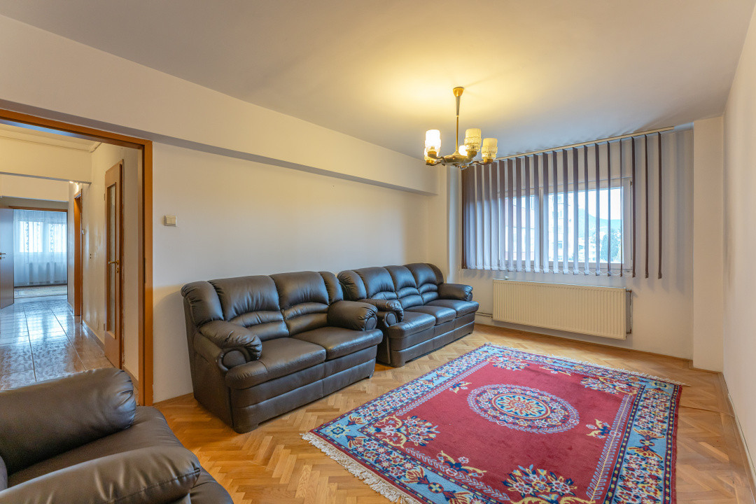 Unicat: Apartament 5 camere | Hărmanului–Gării