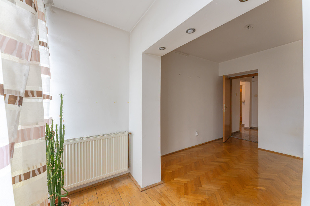 Unicat: Apartament 5 camere | Hărmanului–Gării