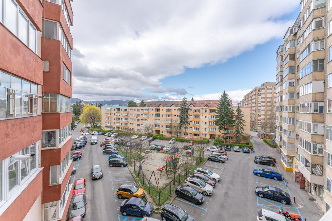 Unicat: Apartament 5 camere | Hărmanului–Gării