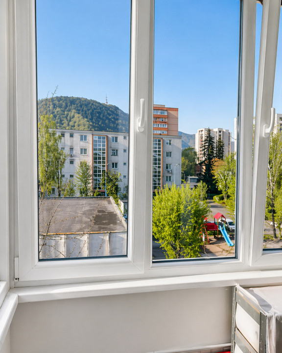 Onix | 2 camere decomandat | vedere Tampa | mobilat | 