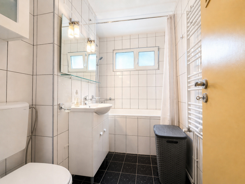 Apartament 2 camere – Bd. Garii, Brasov – etaj 1, parcare, gata de mutare