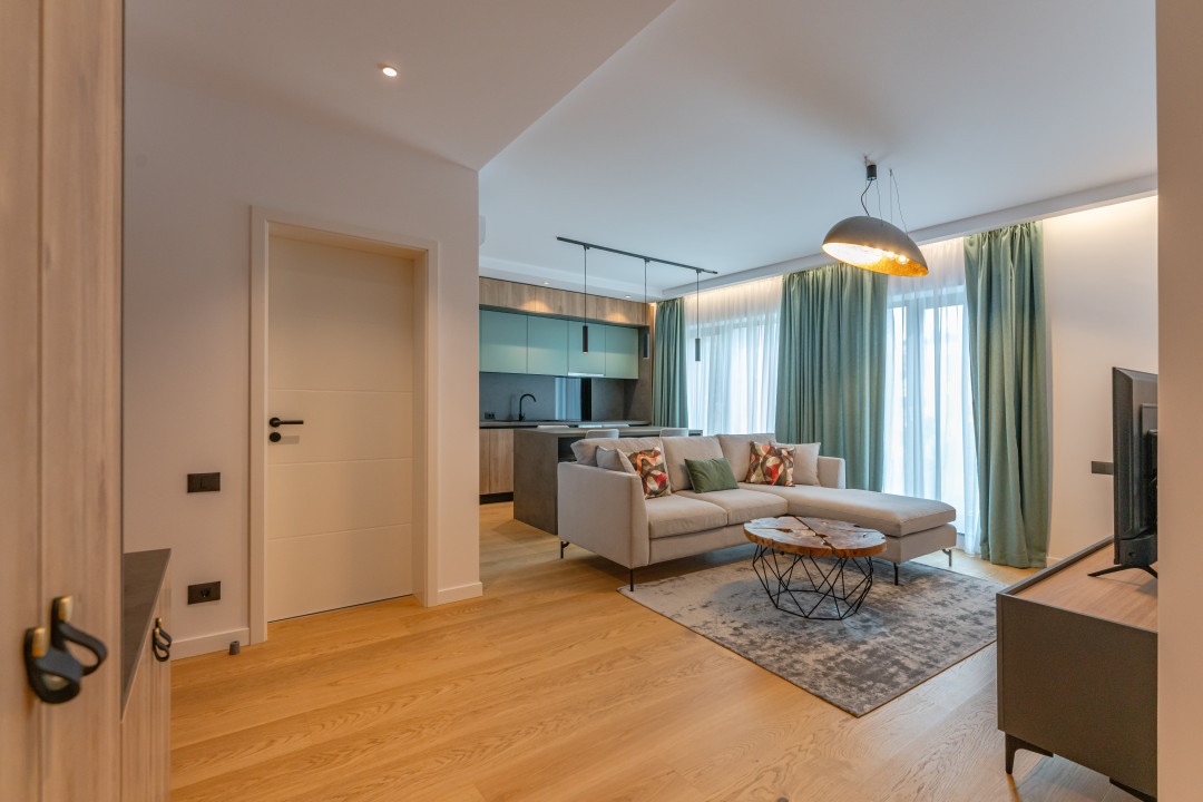 Studio lux in zona centrala! 