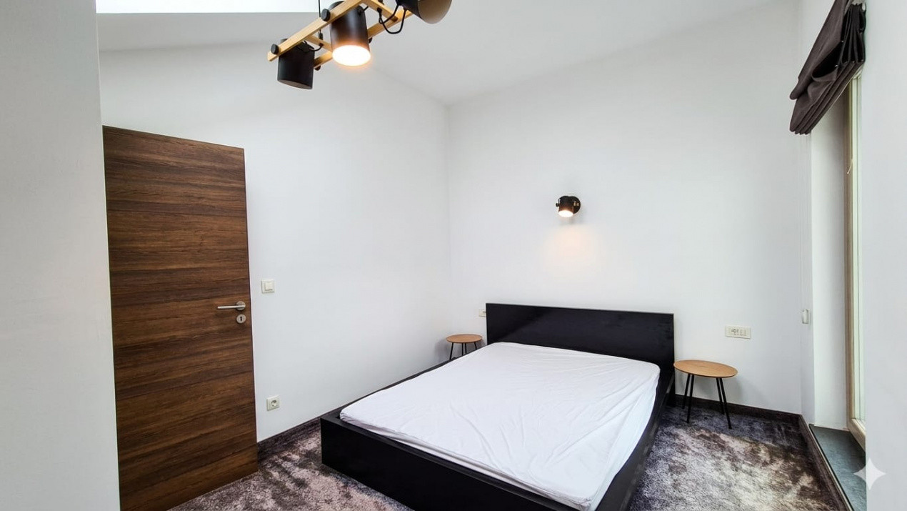 Apartament cu 2 camere pe strada Lunga