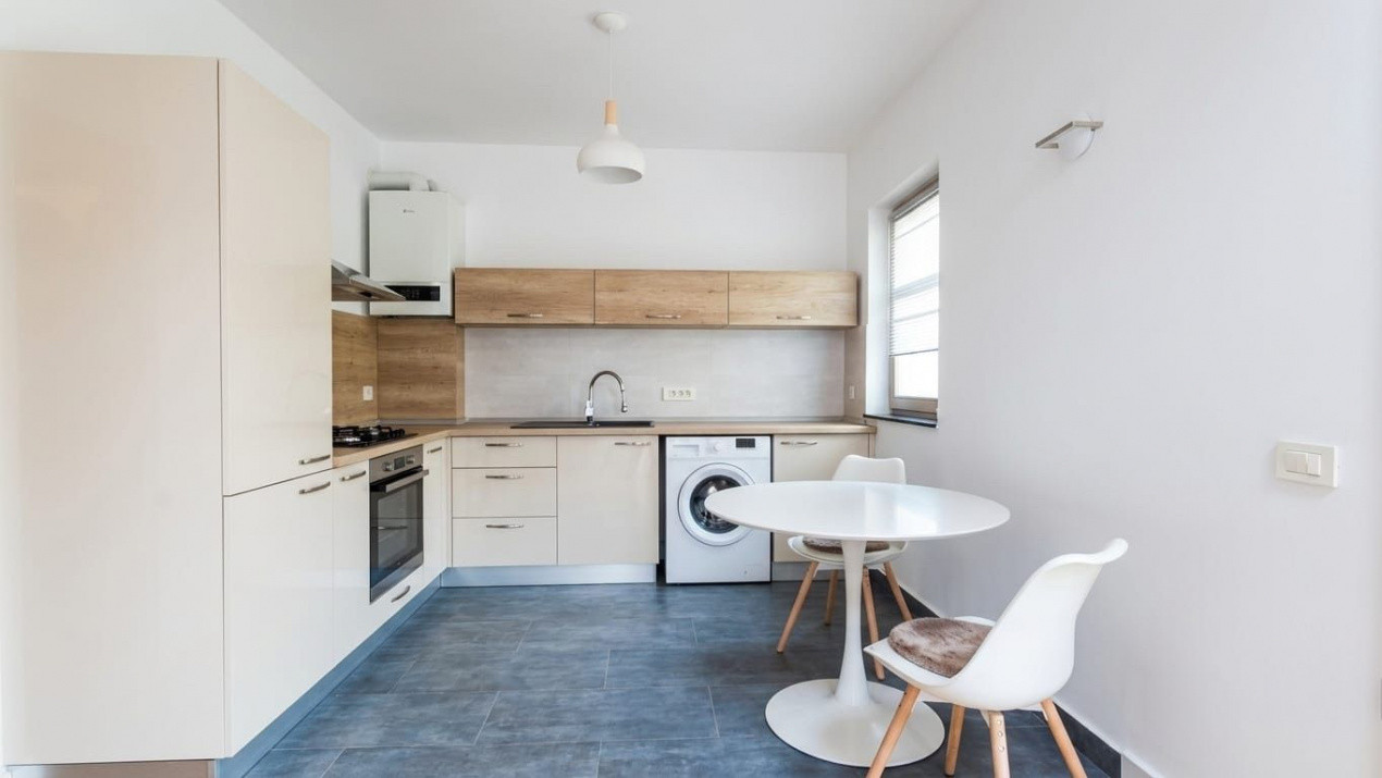 Apartament cu 2 camere pe strada Lunga