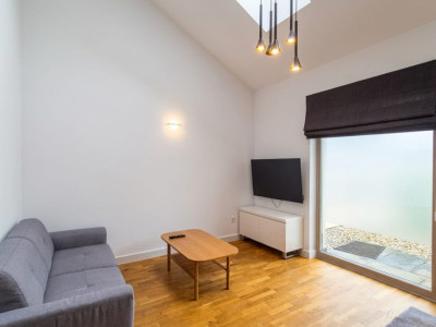 Apartament cu 2 camere pe strada Lunga