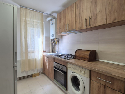 Apartament 2 camere semidecomandat de inchiriat – zona Faget, Brasov