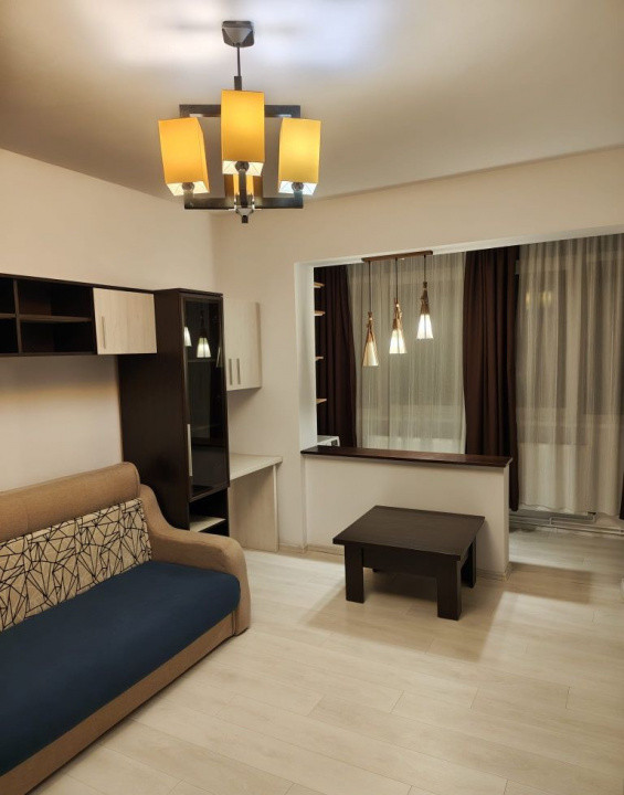 Proprietar- Apartament 2 camere Tractorul mobilat si utilat