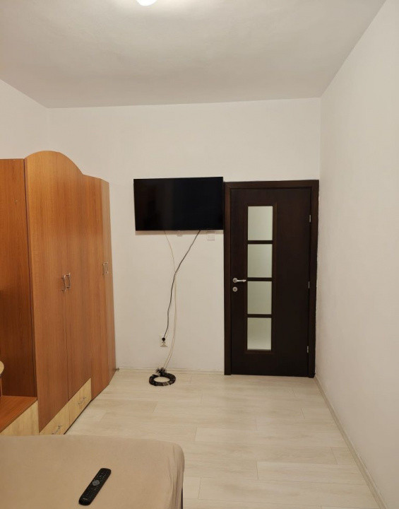 Proprietar- Apartament 2 camere Tractorul mobilat si utilat