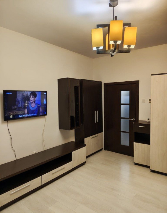 Proprietar- Apartament 2 camere Tractorul mobilat si utilat