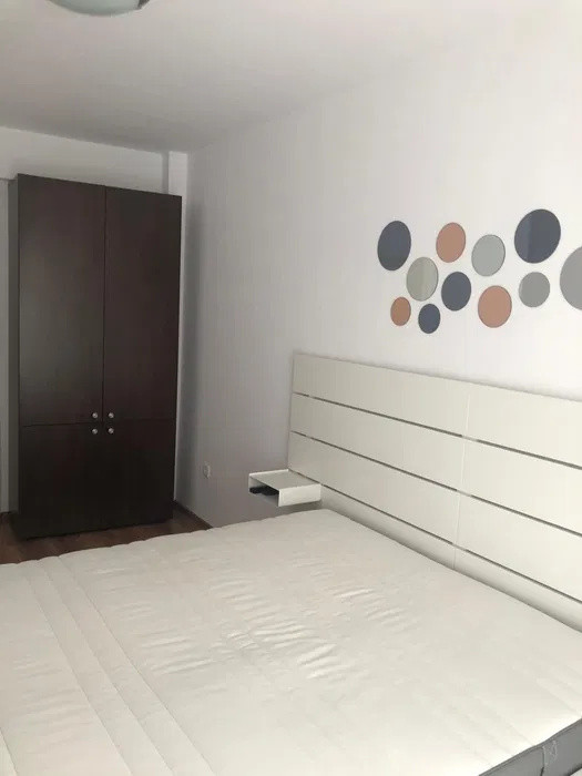 Apartament 2 camere Avantgarden3