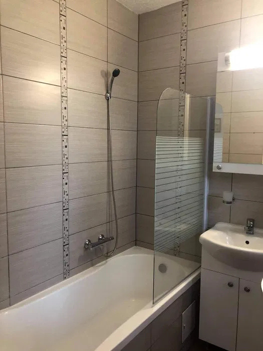 Apartament 2 camere Avantgarden3