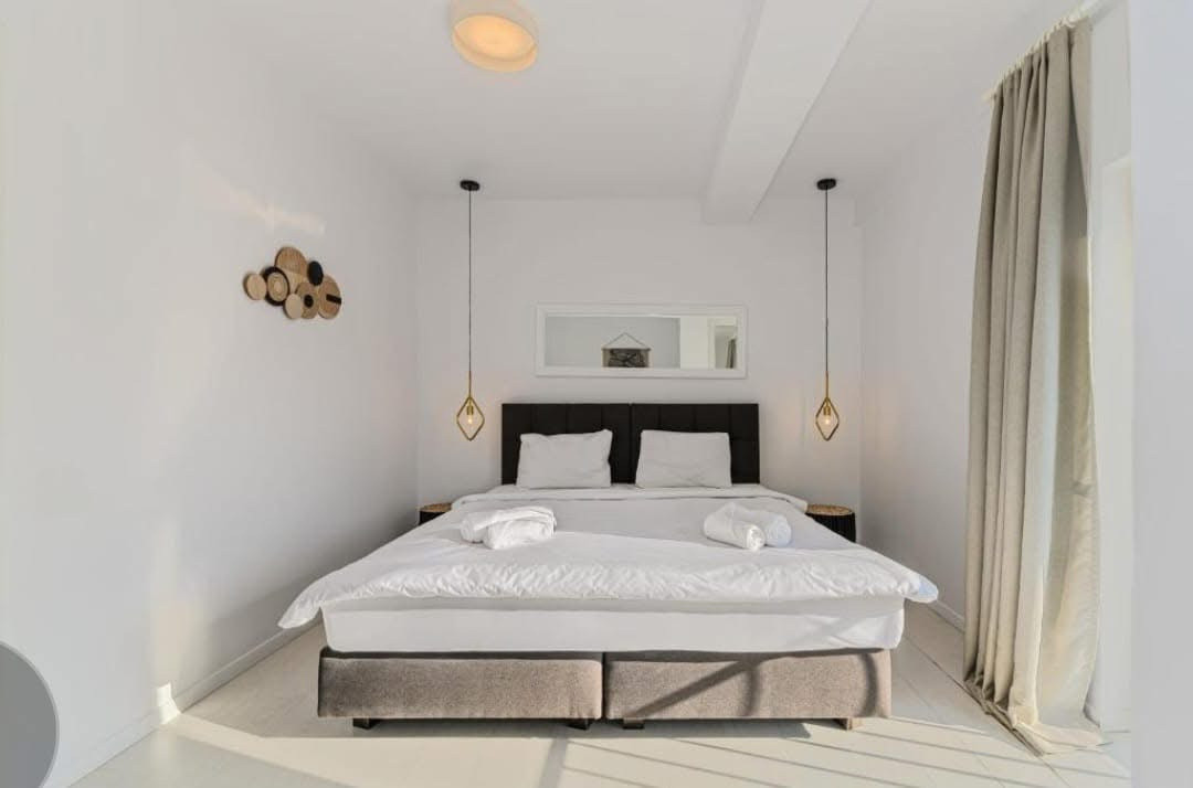 Apartament cu două camere pe Strada de Mijloc