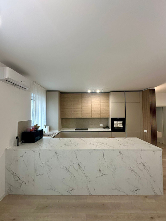 Apartament Lux 2 Camere Qualis  Tractorul cu Parcare Subterană