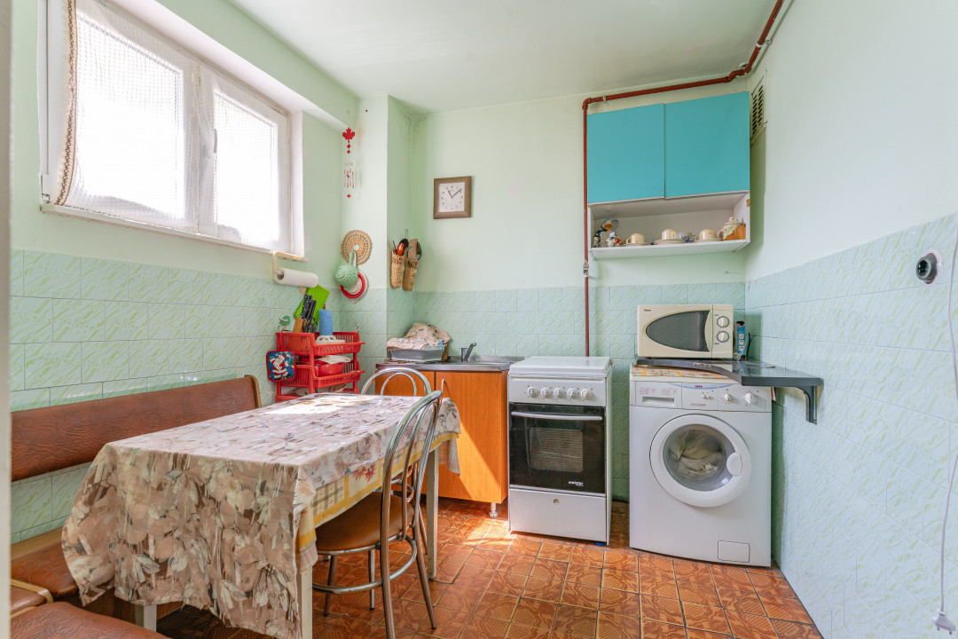 Apartament 3 camere Astra-Cocorului, etaj intermediar.