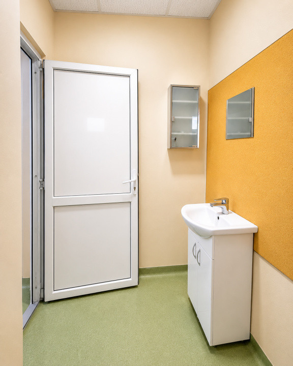 Spatiu comercial pretabil operator farmaceutic – Zona Alphaville Carpatilor