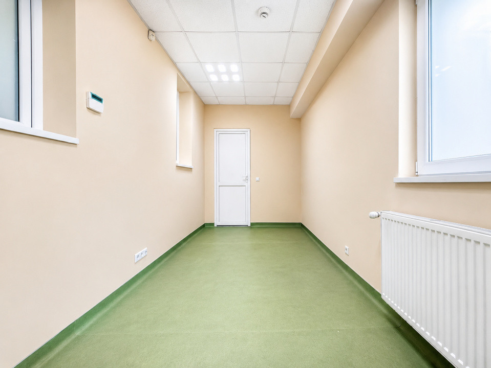 Spatiu comercial pretabil operator farmaceutic – Zona Alphaville Carpatilor
