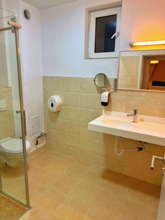 Apartament cu 2 camere modern, in zona Centrală  