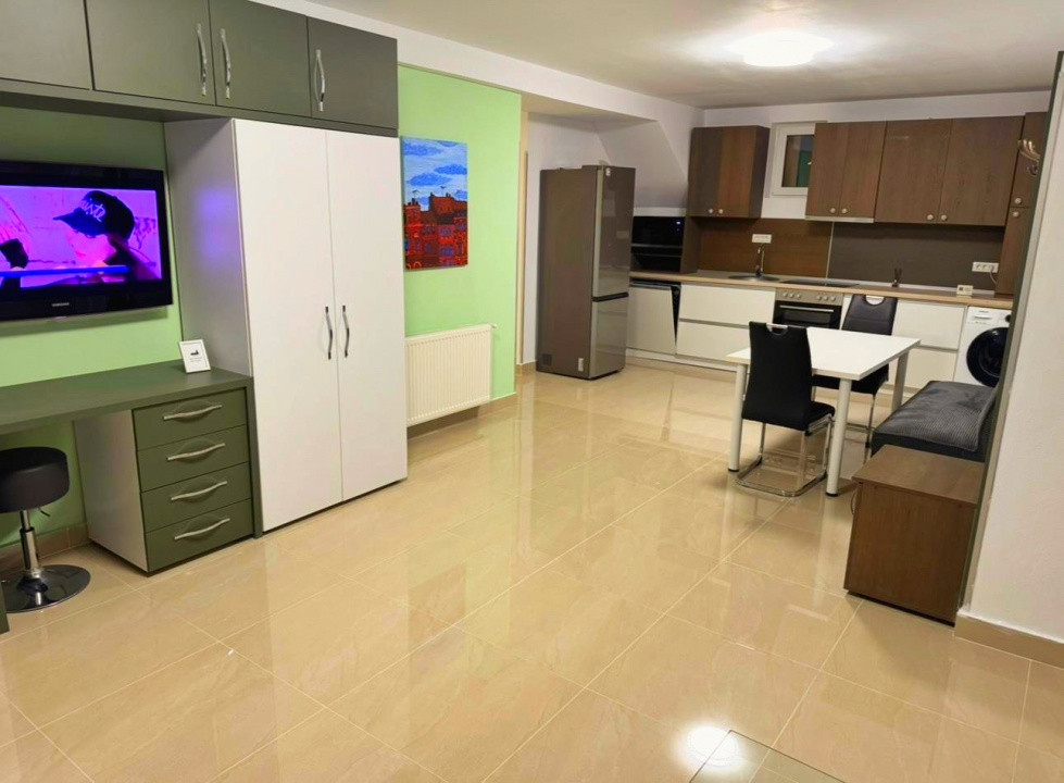 Apartament cu 2 camere modern, in zona Centrală  