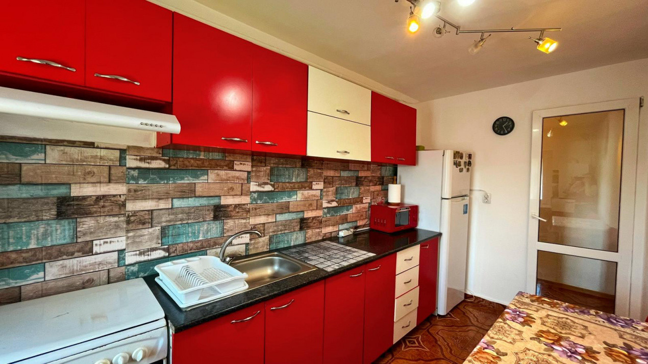 2 camere decomandat | Garaj inclus | Uscatorie | Bloc anvelopat | 
