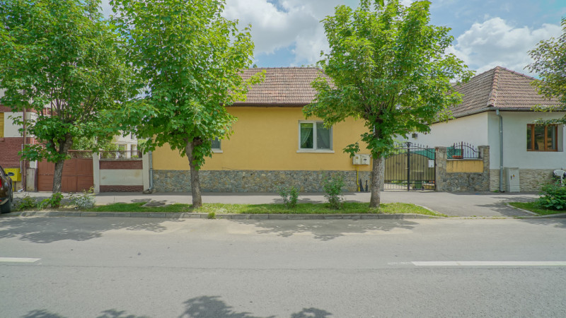 Casa individuala, curte privata, teren 363 mp - zona Grivitei