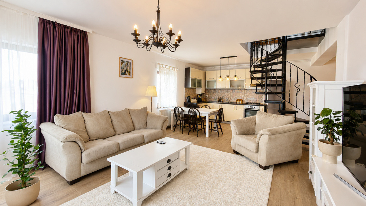 Apartament 3 camere pe doua niveluri | terasa | parcare | zona de case Tractorul