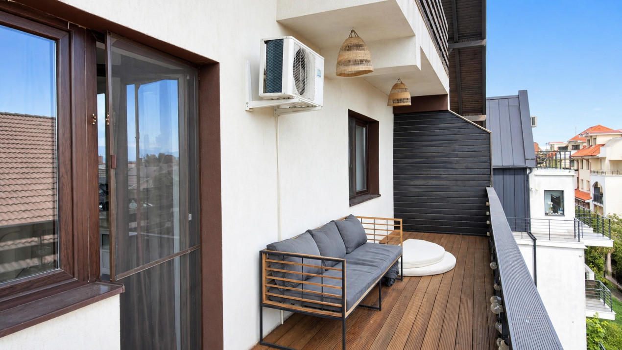 Apartament 3 camere pe doua niveluri | terasa | parcare | zona de case Tractorul