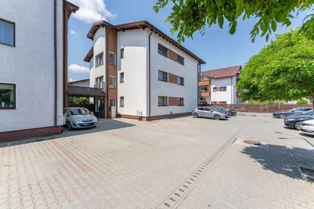 Apartament cu 3 camere | decomandat | ready-to-move-in | parcare inclusa