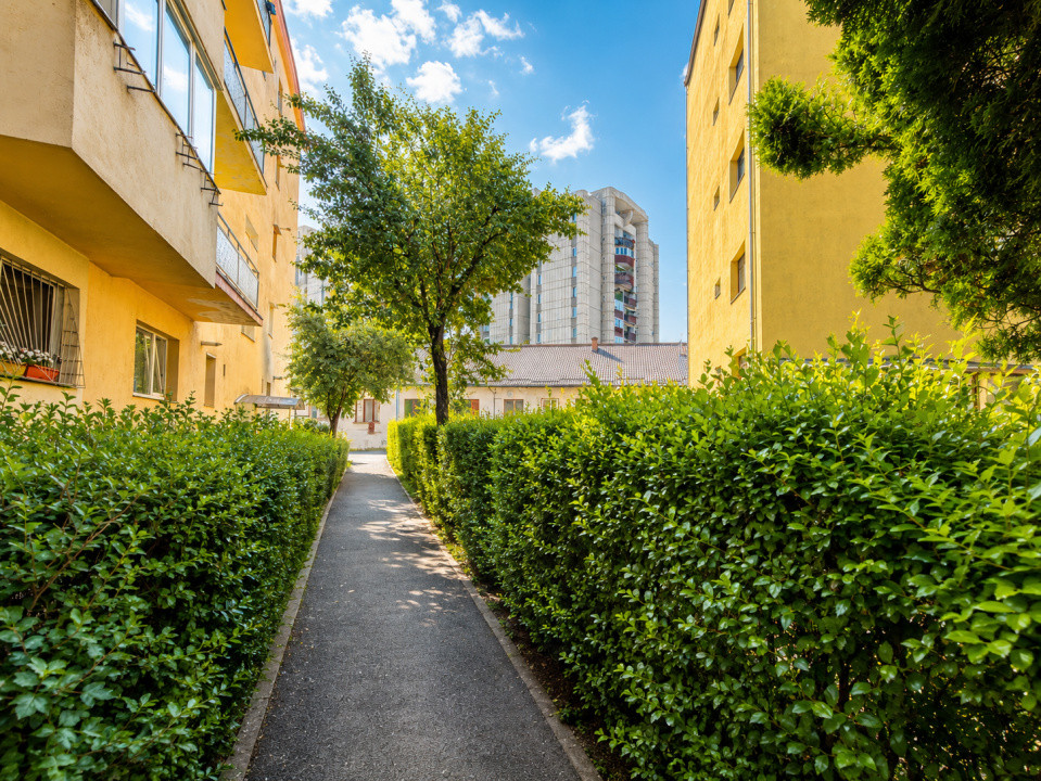 Apartament cu 3 camere, la parter, in zona centrala – Mihai Viteazul, Brasov