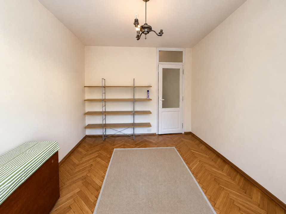 Apartament cu 3 camere, la parter, in zona centrala – Mihai Viteazul, Brasov