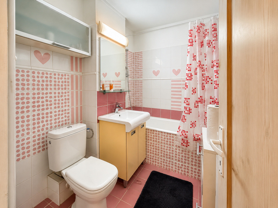 Apartament cu 3 camere, la parter, in zona centrala – Mihai Viteazul, Brasov