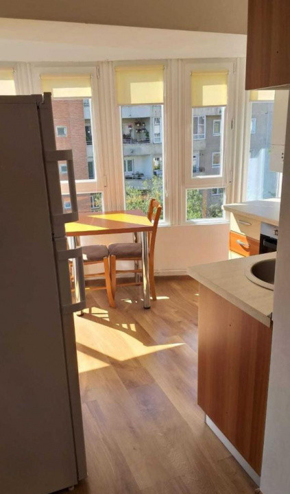 Garsoniera zona Spitalul Judetean pe Calea Bucuresti - Brasov