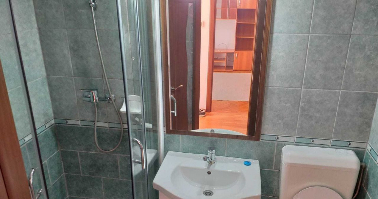 Garsoniera zona Spitalul Judetean pe Calea Bucuresti - Brasov