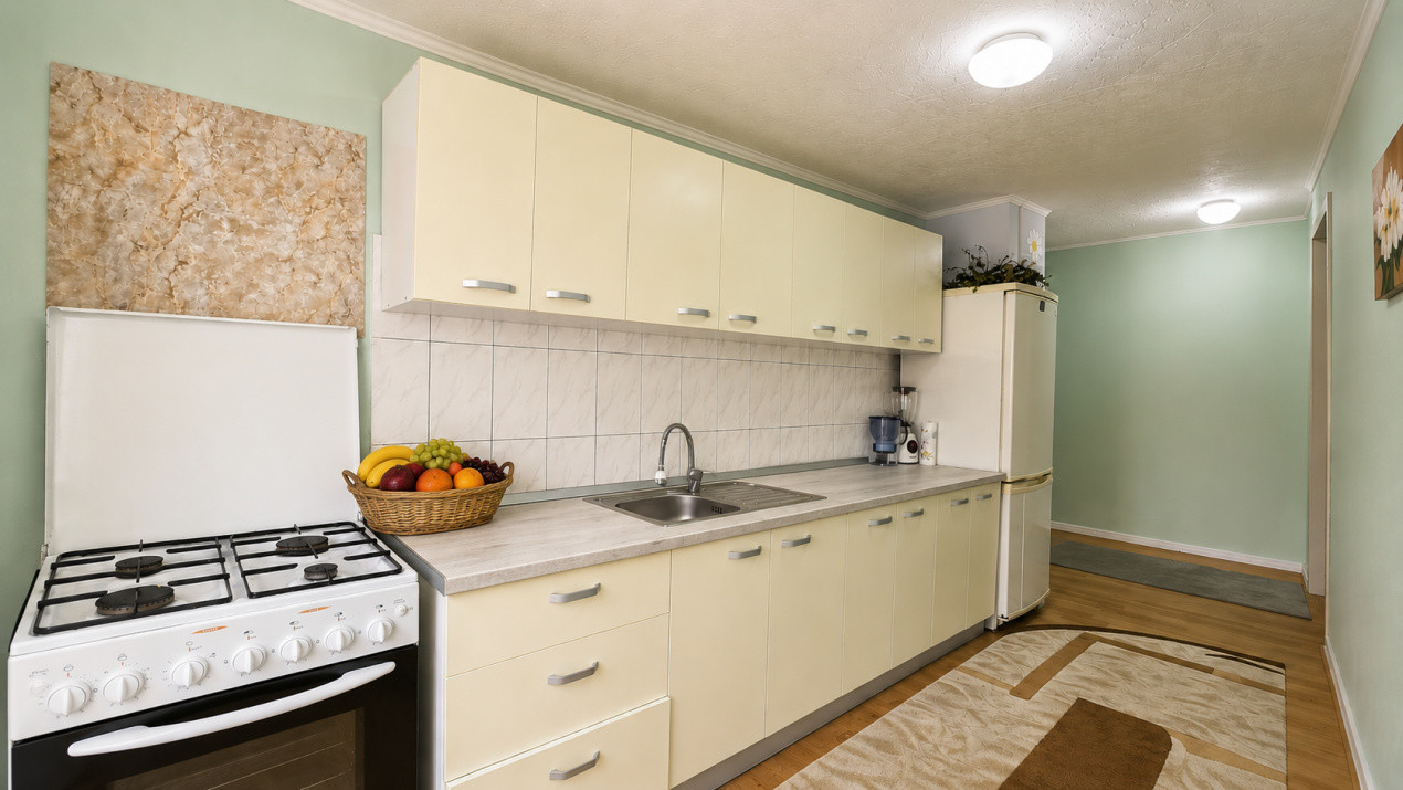 | Apartament 2 camere | Racadau – Strada Tampei | Parter inalt | Loc de parcare